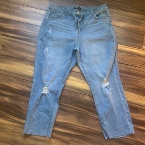 Cropped Mom jeans size 16
